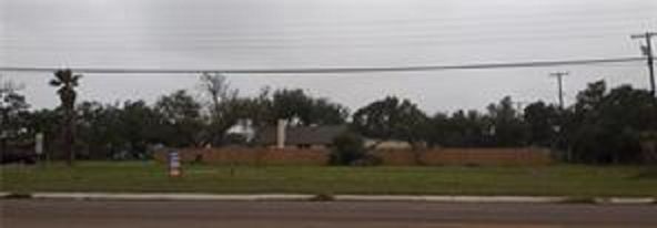 915 W Wheeler Ave, Aransas Pass, TX 78336